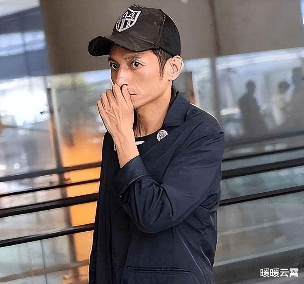 从主持人到“精神病” 无儿无女消失多年的李维嘉 48岁现状令人唏嘘