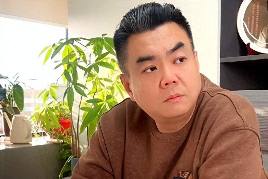 相声不只有德云社一家，凭啥我们不能吃饭，张伯鑫一句话道明心酸