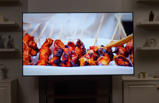 高端不高冷！老中小三代都用得明白的电视