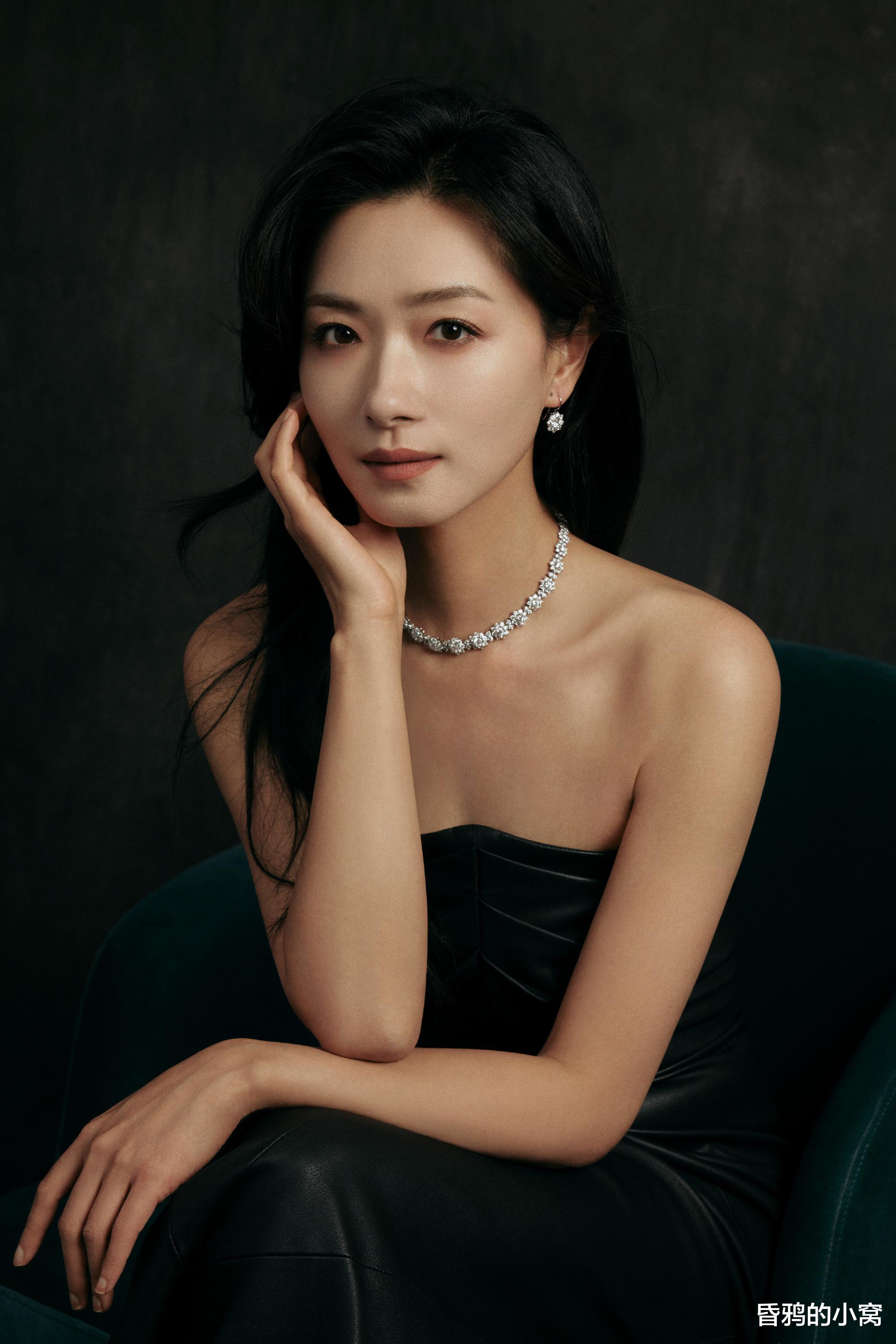 明媚的万茜，谁能不爱？