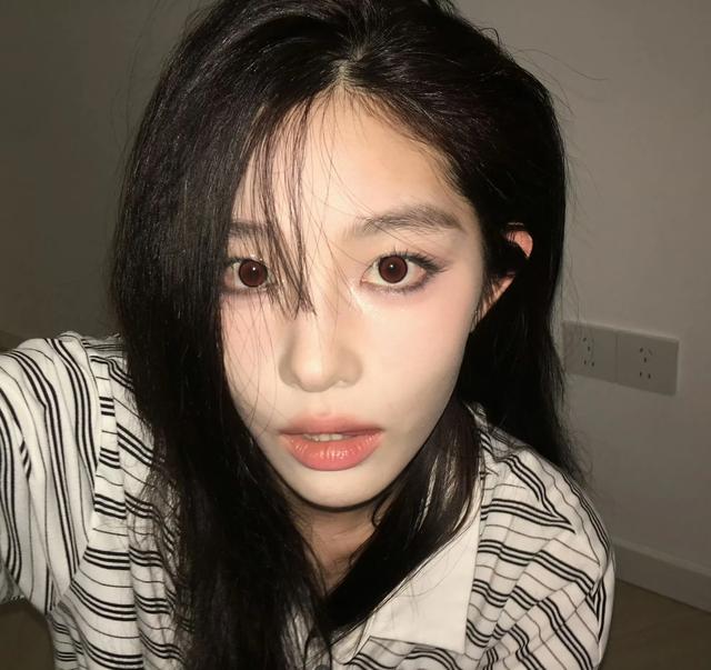 遭遇怒怼，惨遭换角，宣布解约…一天时间，娱乐圈曝出多个大瓜