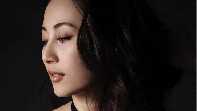 香港知名女星深谙流量密码，计划要进军内地！