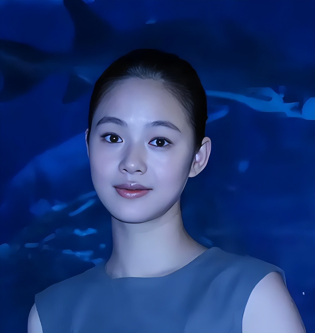 挤走小三小四，完胜刘晓庆，被风流导演独宠20年，她到底啥手段？