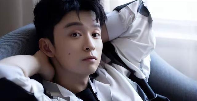 离婚两年后,孙怡和董子健的生活已经天差地别,看完莫名尴尬心酸