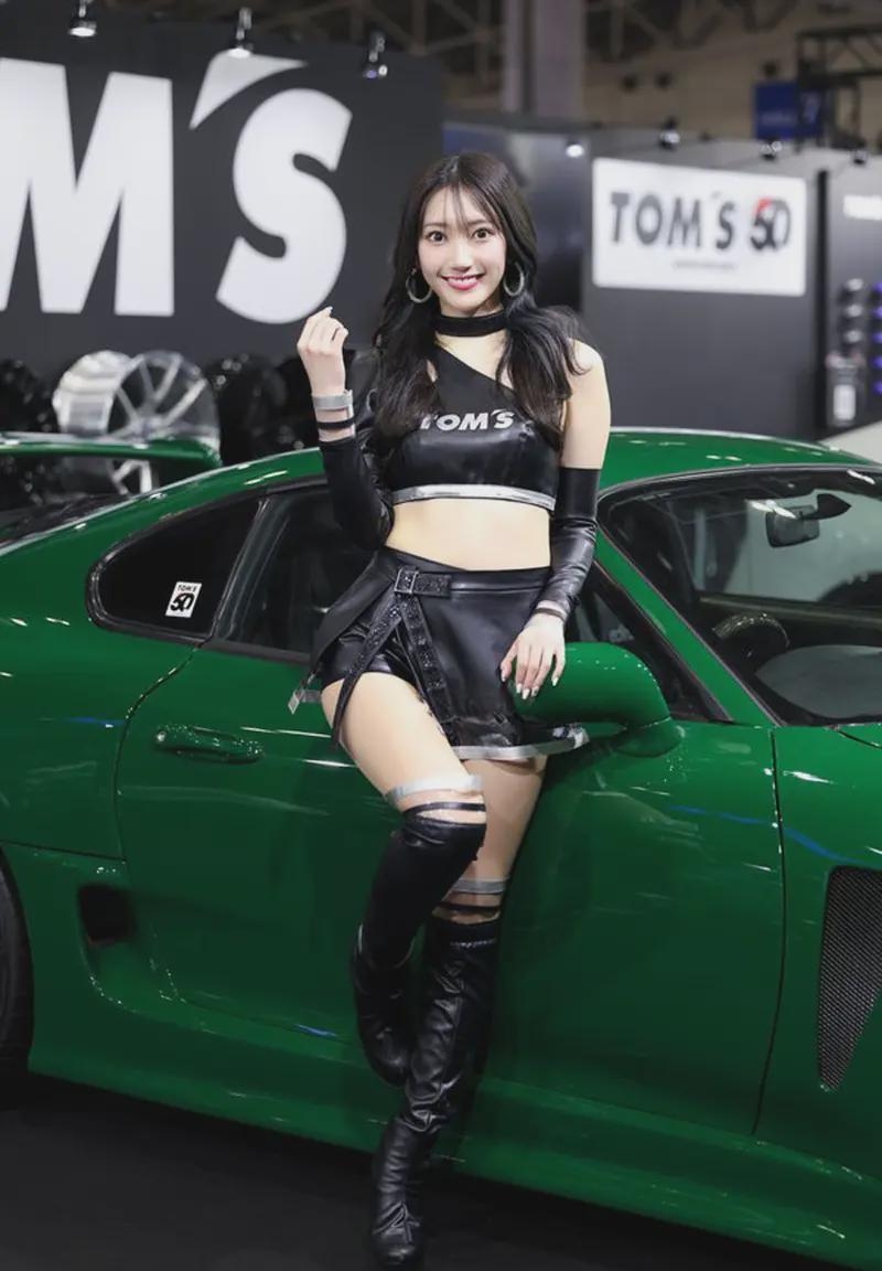 東海林里咲:日本模特&格斗赛举牌女郎&赛车皇后,美图超级棒