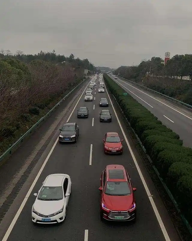 什么是防御性驾驶？老司机也未必全懂！