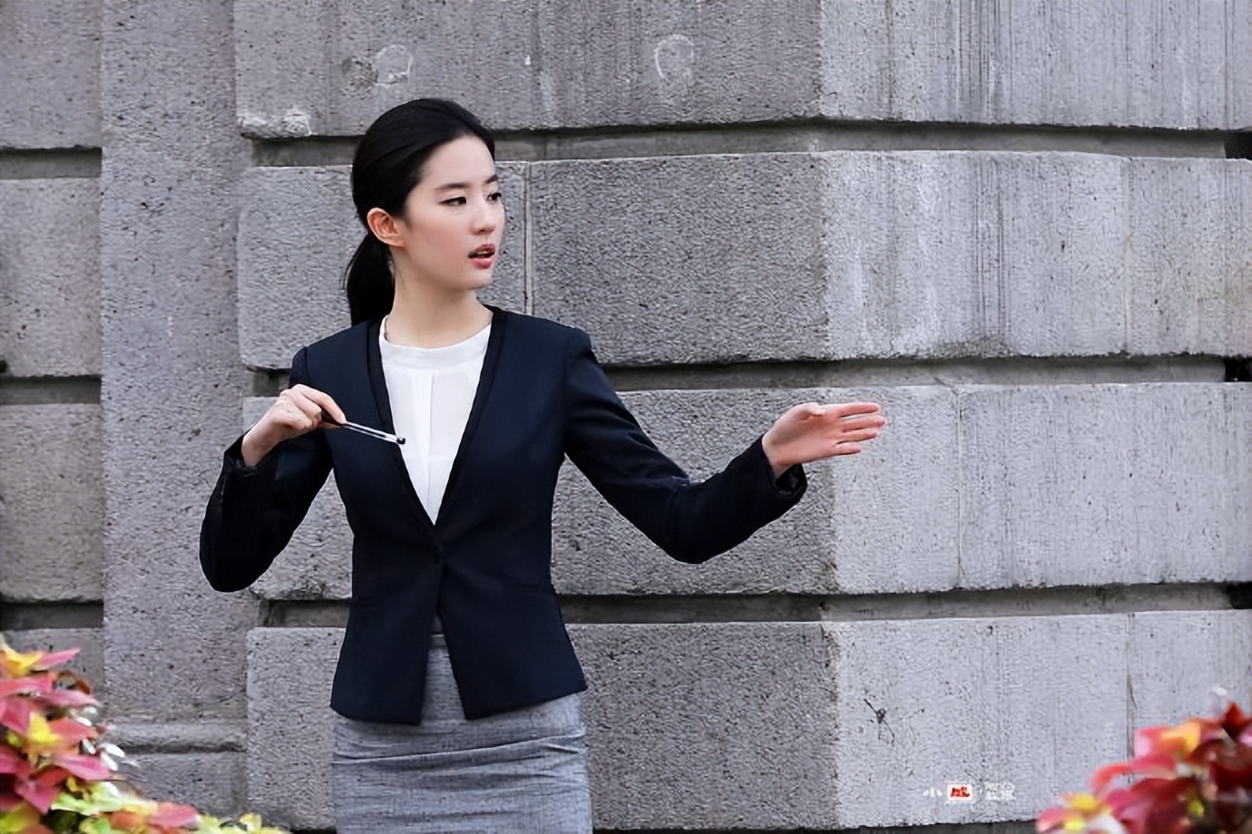 刘亦菲早期拍摄路透图赏析