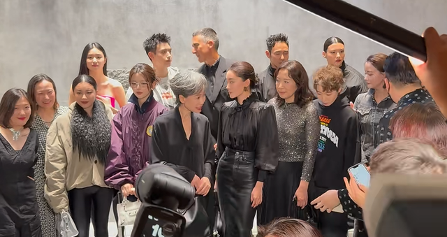 巴黎世家活动暴露咖位:阮经天往后排,杨超越靠边,C位毋庸置疑