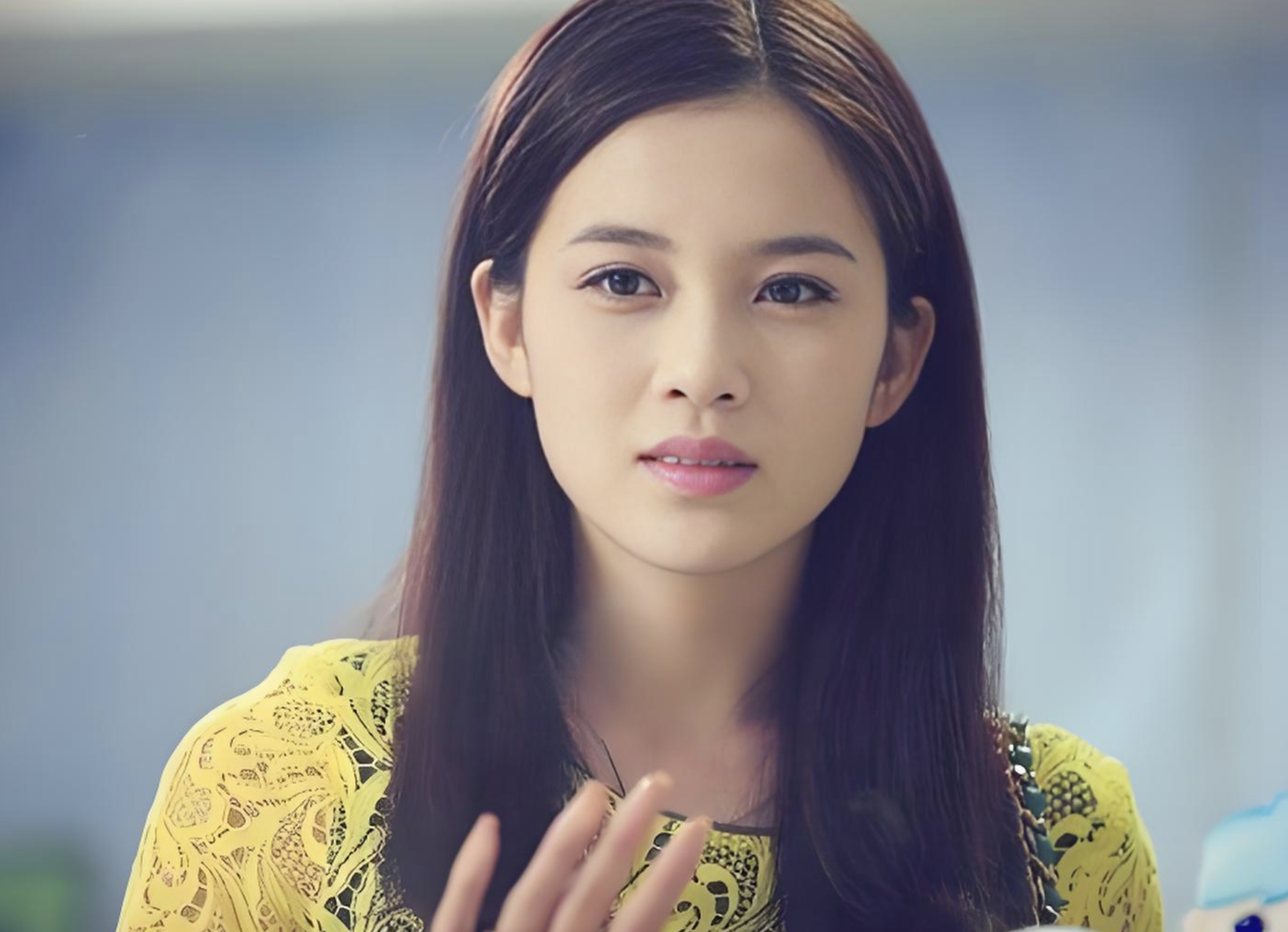 原来名字4个字的明星这么多,普通人硬凑复姓很尬,明星为啥洋气