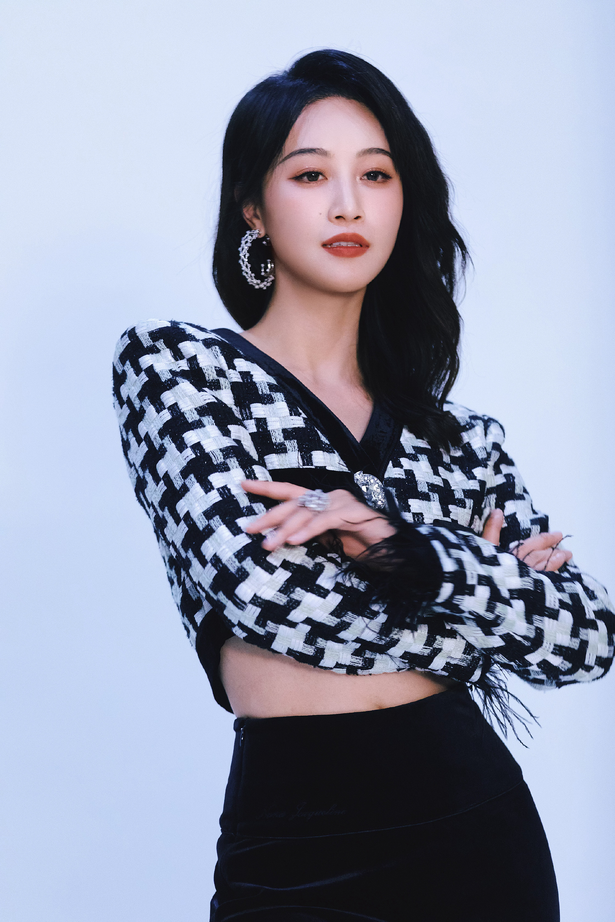 蓝盈莹气质太绝了!干练灵动中自带飒爽气场