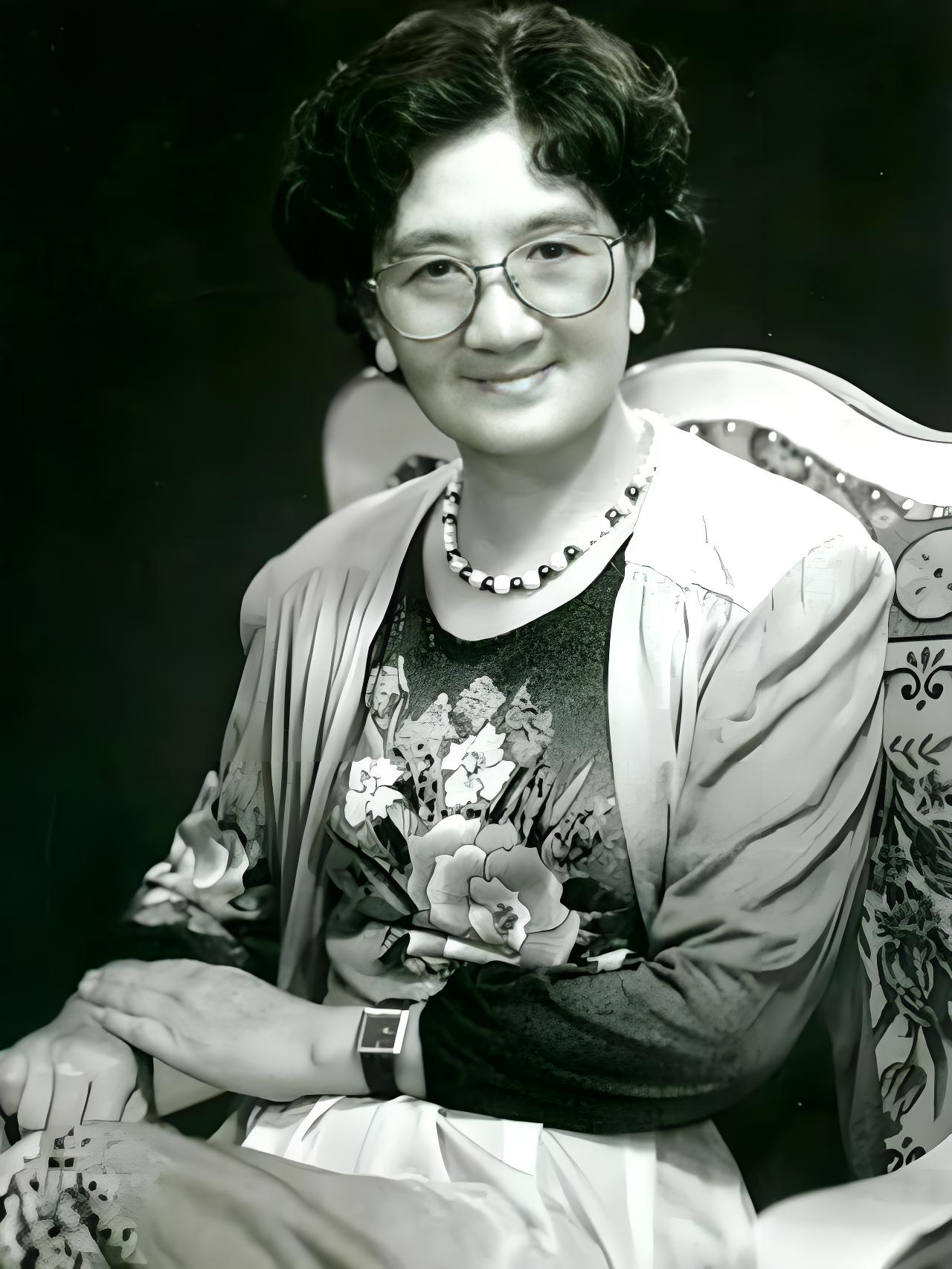 “国民奶奶”陈奇离世！她有过两次婚姻，两个女儿都在英国定居