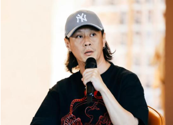 李泽楷做梦也想不到！为他连生3个儿子的梁洛施，会跟马浴柯恋爱