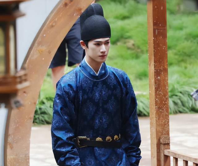 网传《赴山海》将和《宴遇永安》对打,成毅碰上李昀锐,你支持谁