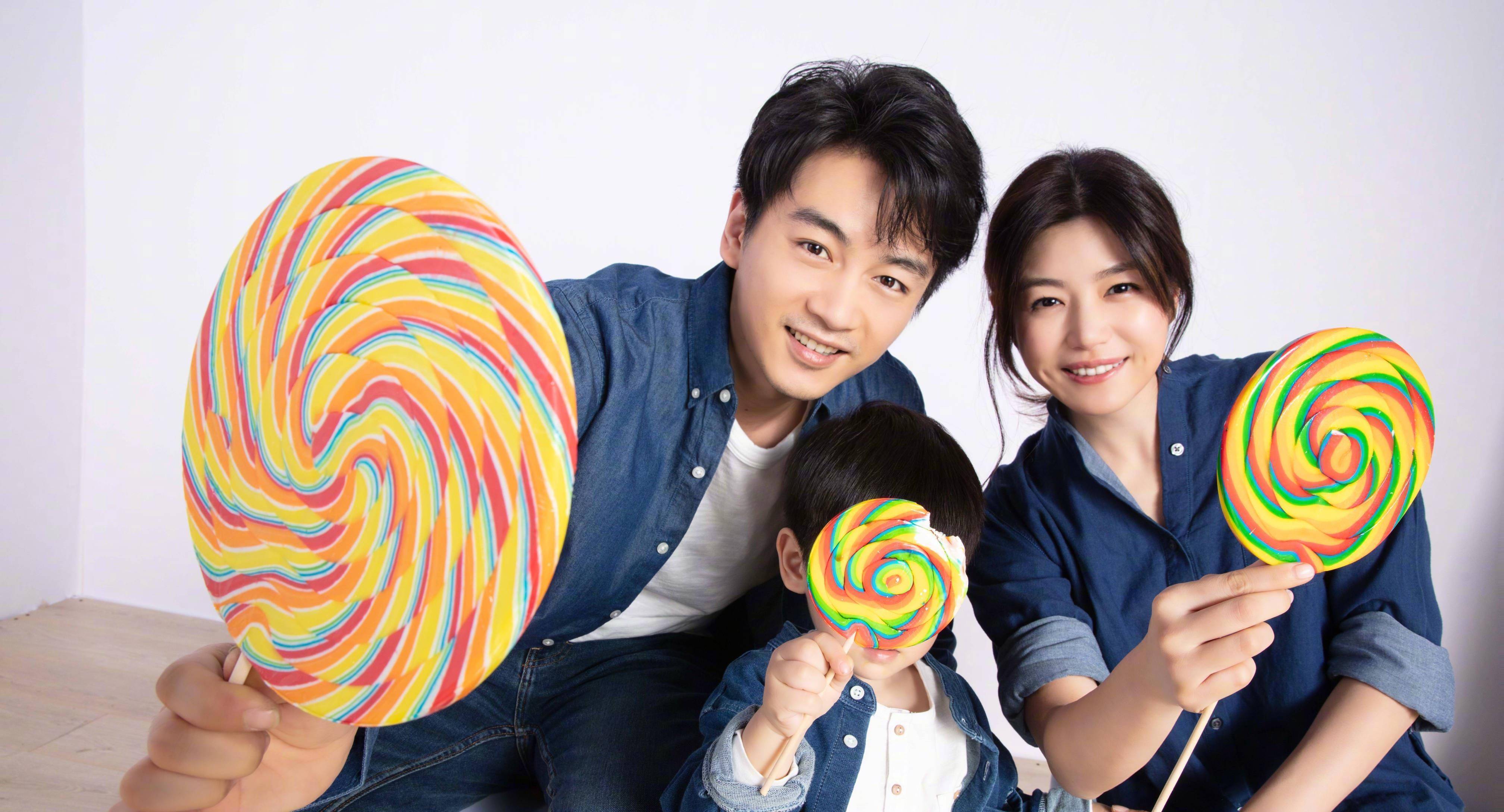 离婚9个月，38岁陈晓高调官宣喜讯，成了陈妍希高攀不起的存在