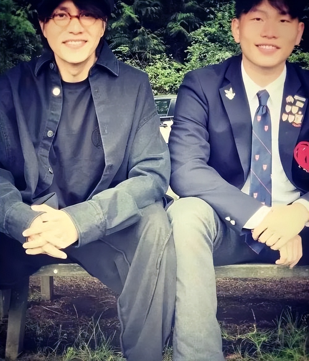 大儿子生母还是个迷,陈坤就被曝带双胞胎现身,此前已公开回应