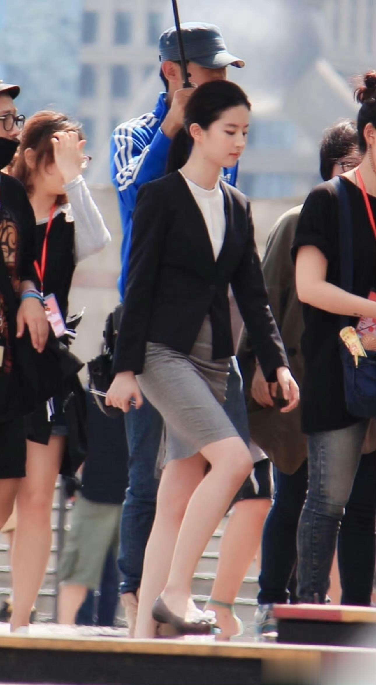 刘亦菲真的好美～太美了