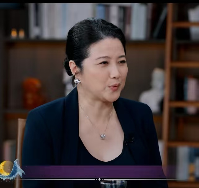 爱的不是你的卵巢！颜丙燕透露男友身体好，又老又胖担心不能生娃