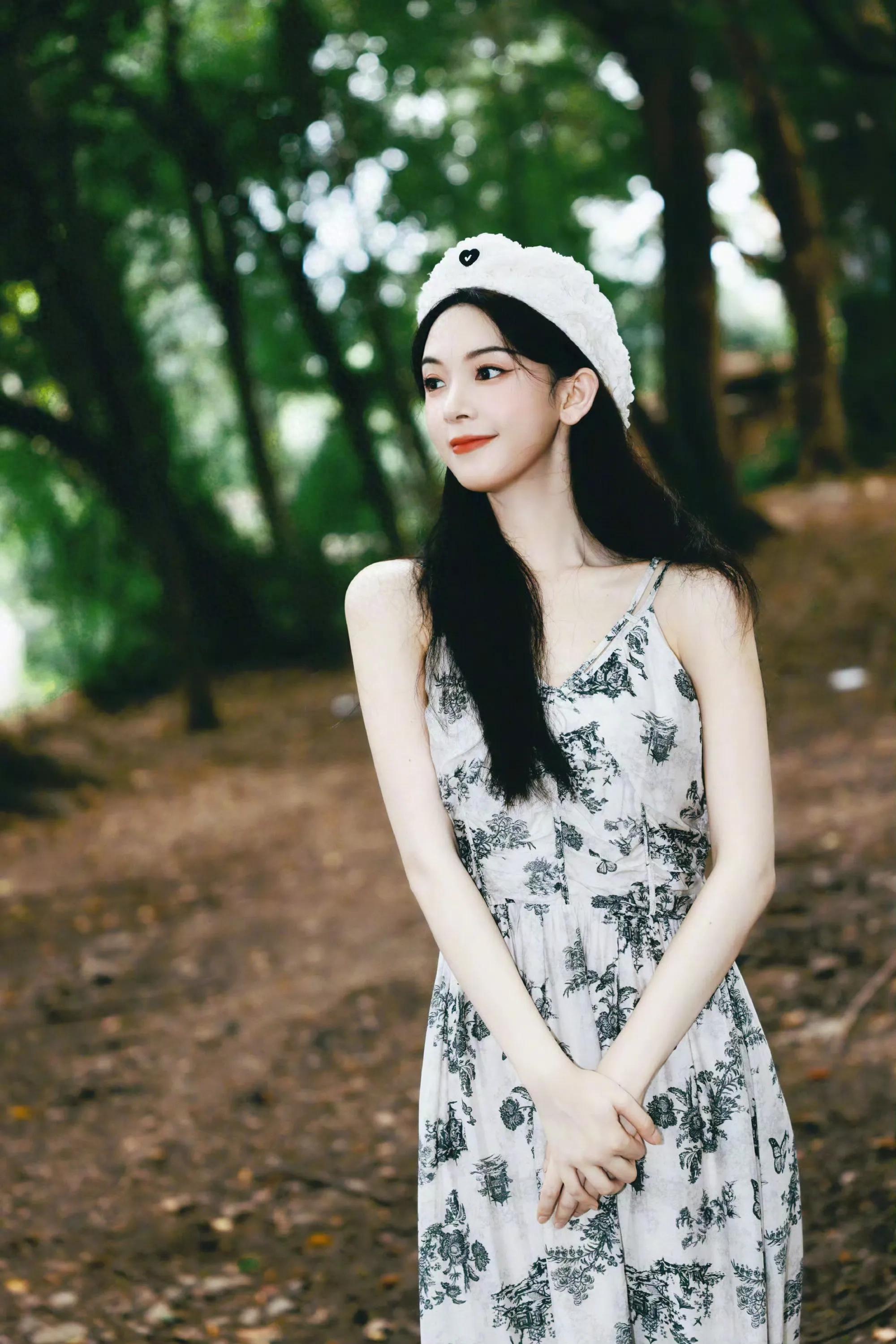 这是陈瑶的第几顶帽子，讲真她的帽子都好特别