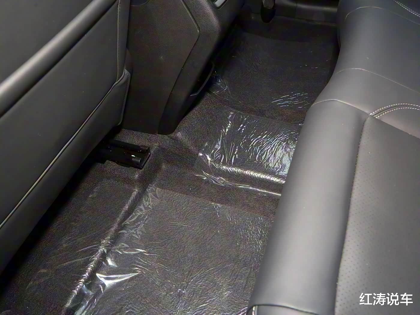 6万元左右买辆瑞虎5x怎么样?三大件可靠,底盘扎实,油耗略高