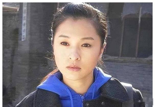 她40岁才走红，45岁却从荧幕“消失”，如今新身份曝光惊艳众人！