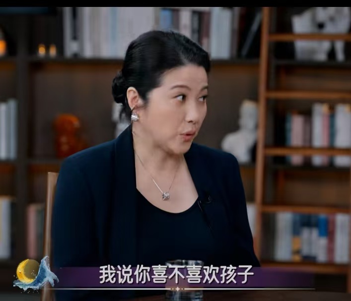 爱的不是你的卵巢！颜丙燕透露男友身体好，又老又胖担心不能生娃