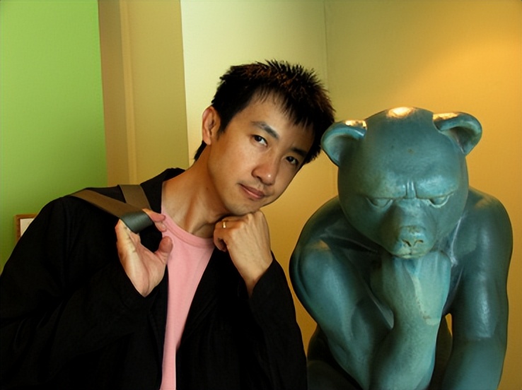 吃梅婷6年软饭,和李小冉恋爱被人砍成重伤,今和梅婷差距太大了