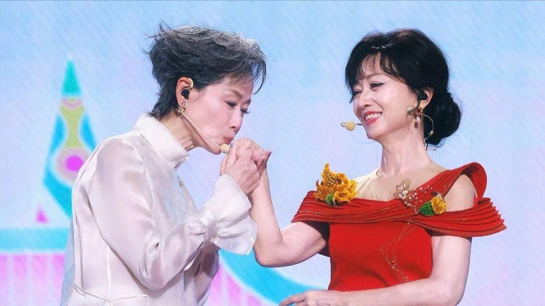 一个角色吃一生！这一次，叶童的态度，终究没给赵雅芝留一丝体面