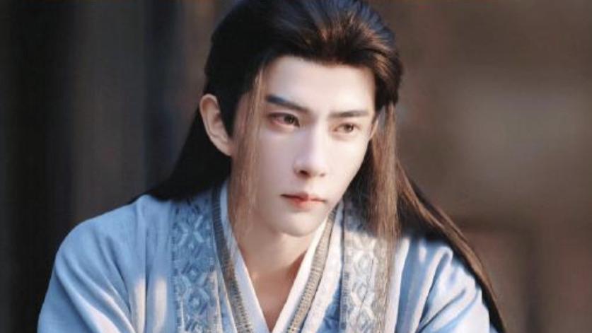 网传于朦胧坠楼了！曾被雪藏三年，网友：快出来辟谣