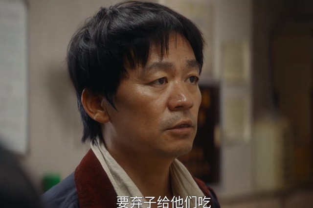 论植入，谁有王宝强《棋士》这么肆无忌惮？遍地广告却没人反感