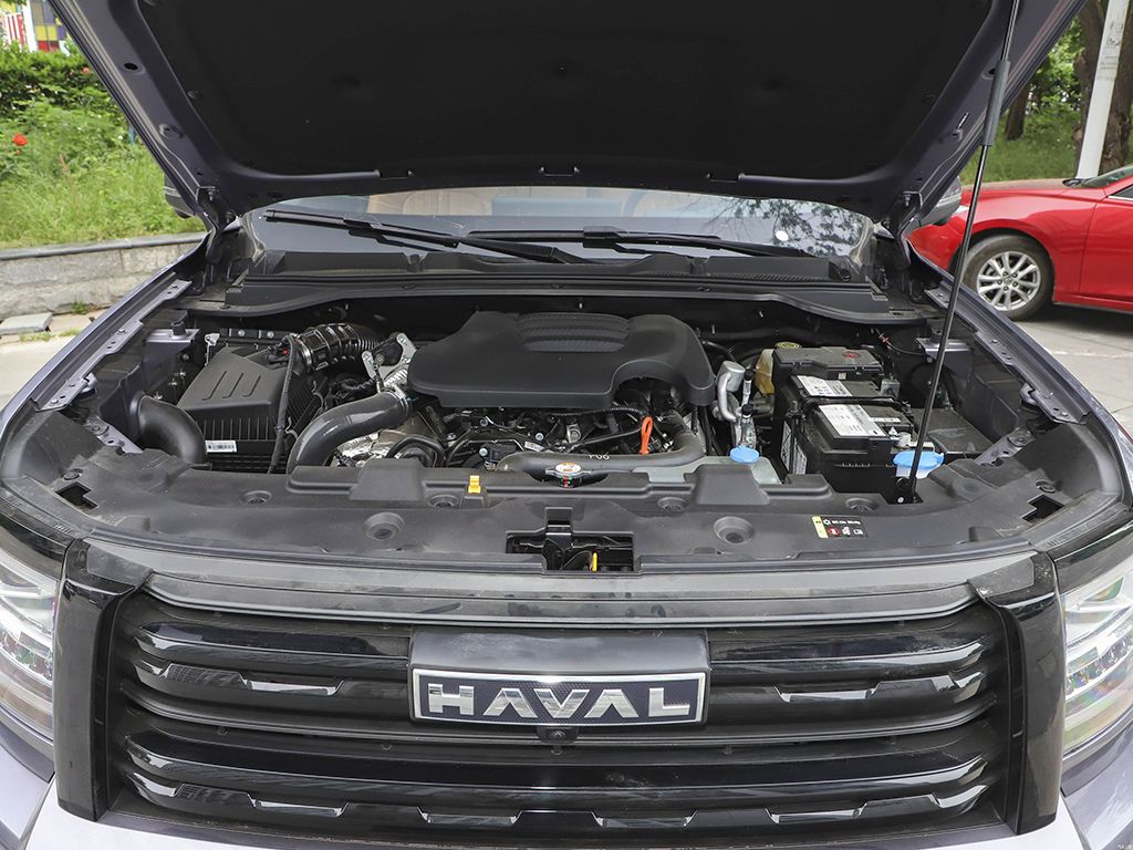 12万多就能买大型SUV，还带大梁和分时四驱，哈弗H5真是台带盖皮卡？