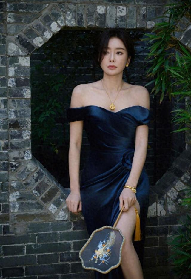 沪上阿姨！秦岚！