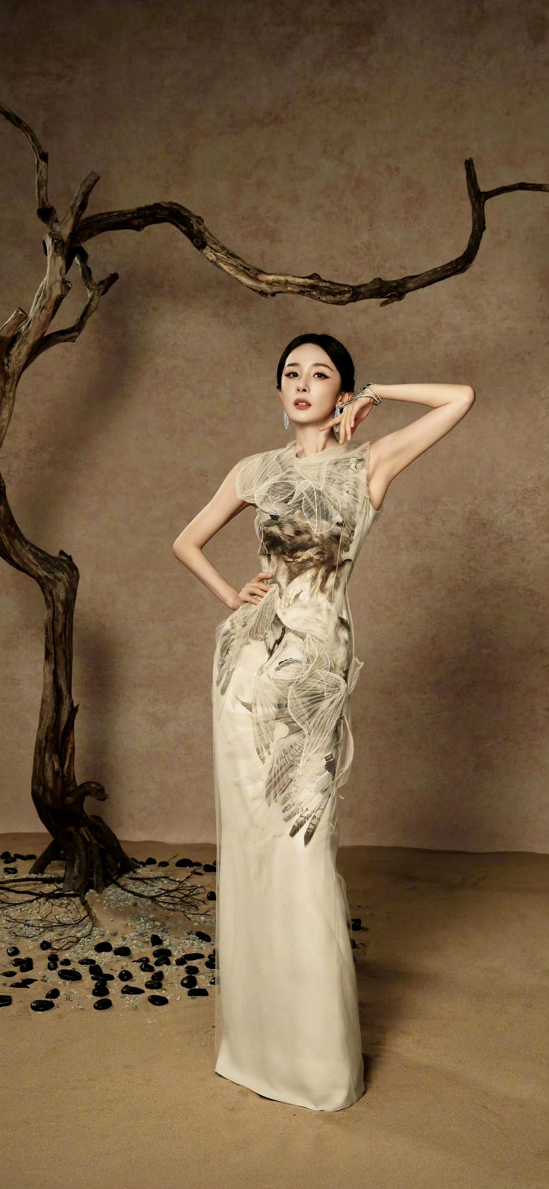 杨幂W盛典造型高清无水印壁纸美图，杨幂壁纸