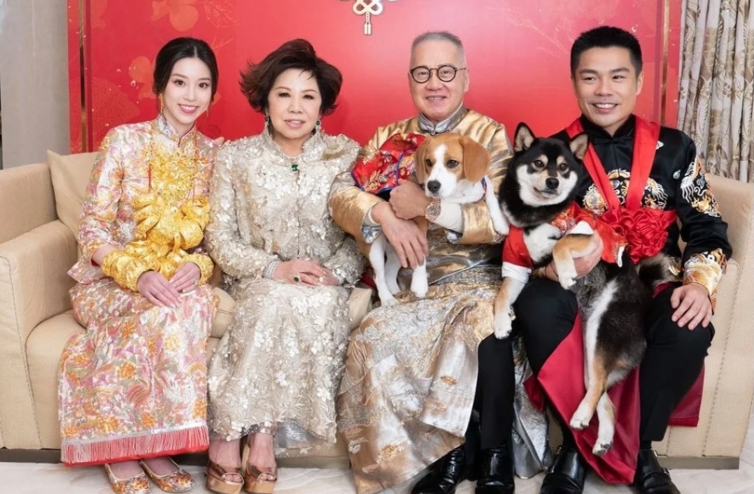 恭喜！香港豪门千金怀二胎，和莎莎太子爷甜蜜游，剖腹生子约一年