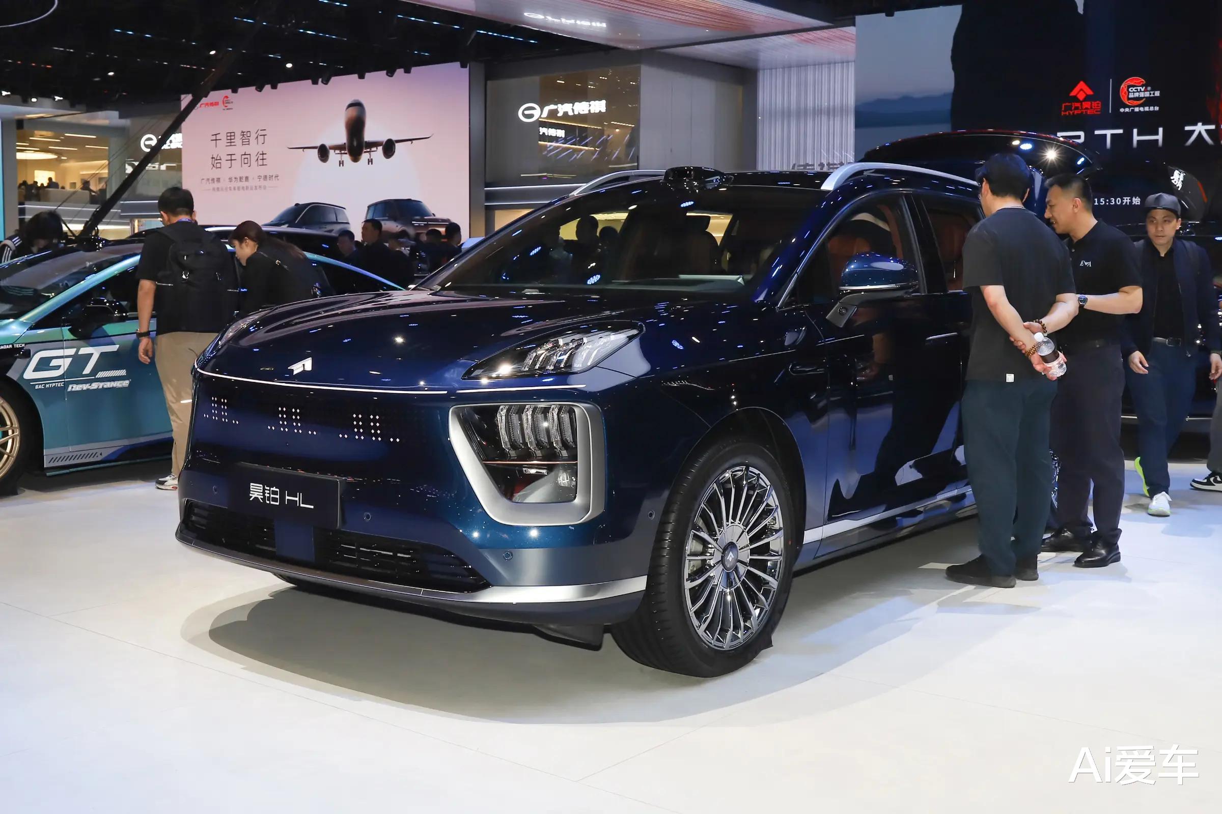 Model Y卖得多，但真能打得过这台国产黑马？看完这几点你再决定