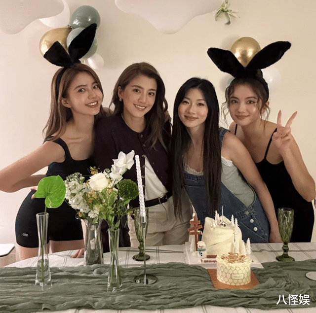 程晓玥晒全家福庆生,老公高富帅女儿也好漂亮,配文被猜怀二胎