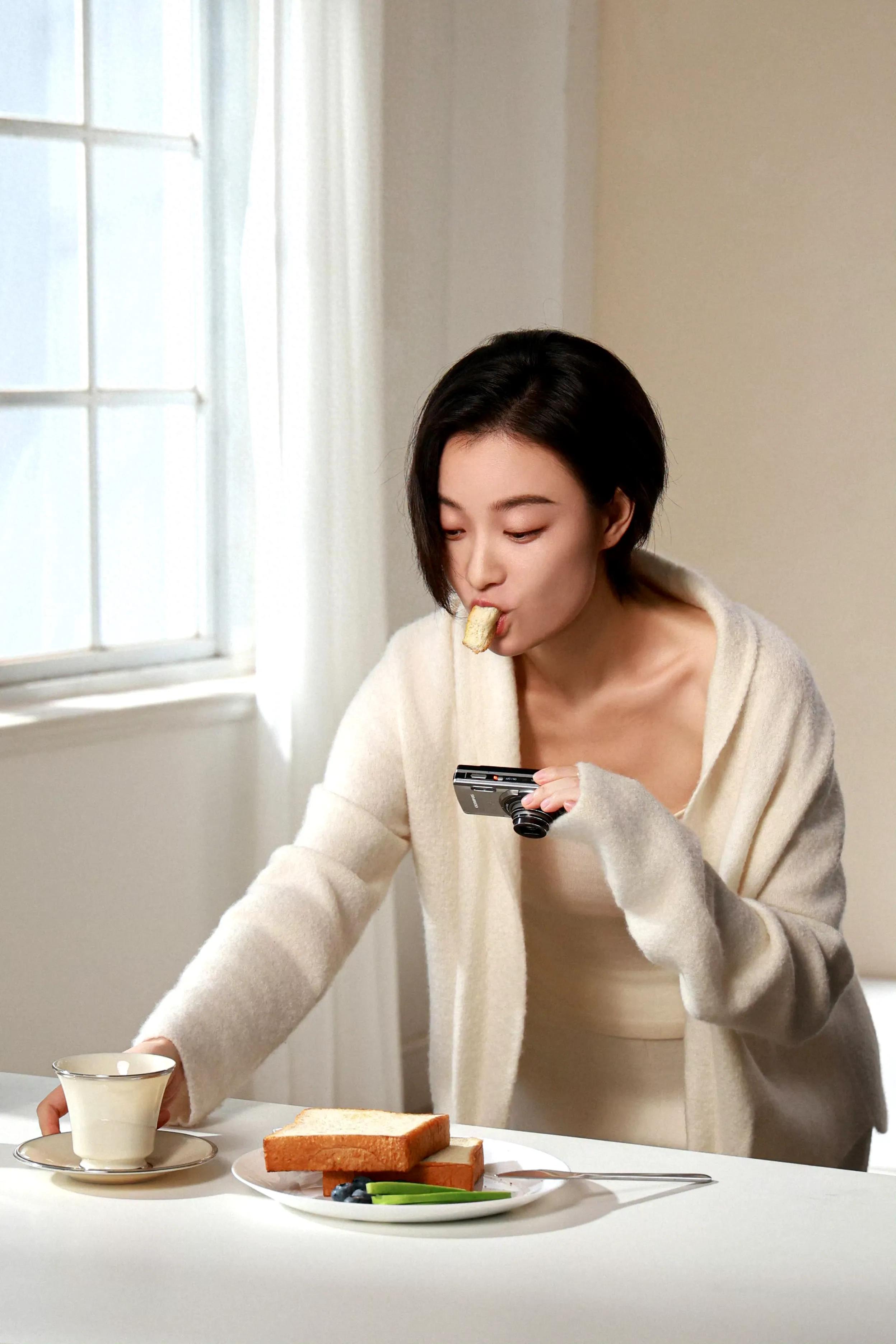 倪妮睡衣写真美图