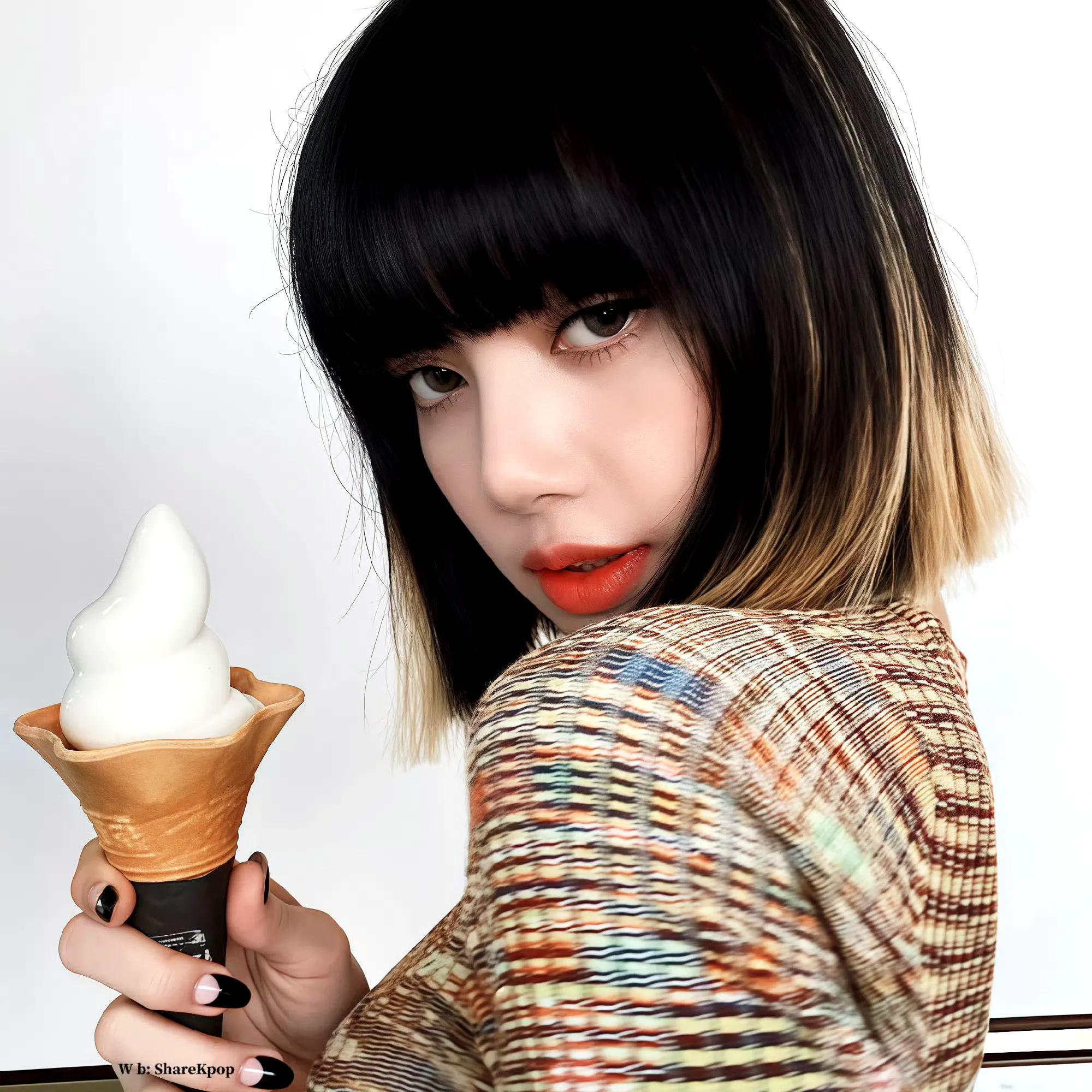 Lisa韩国吃饭被偶遇，本人打扮非常有个性，素颜露面依然很好看的