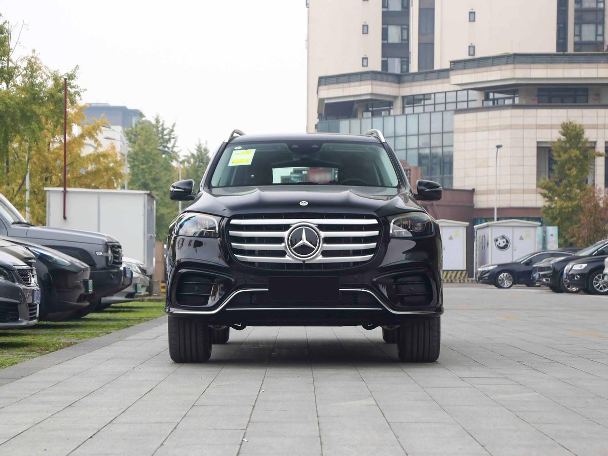 小马拉大车？奔驰GLS推入门版车型，售96.8万元配2.5T发动机