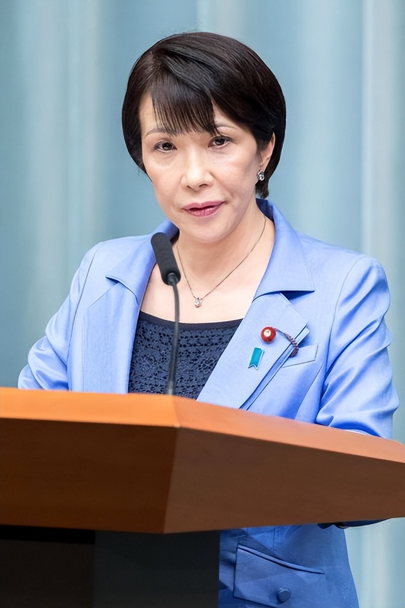 48小时内，高市早苗收两大坏消息，关键时刻，全球收到中国的通知