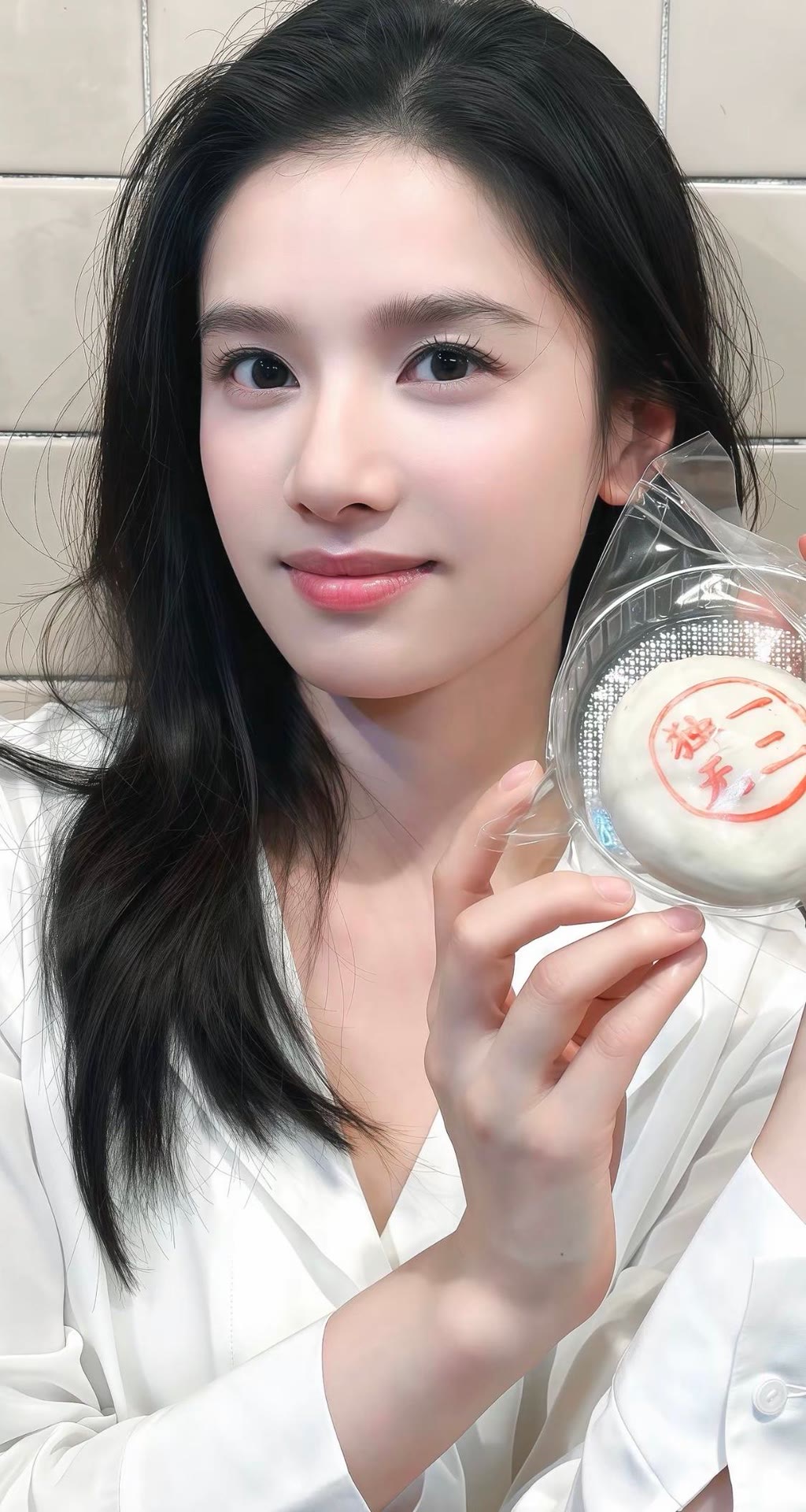 张靓仪，身材完美曲线