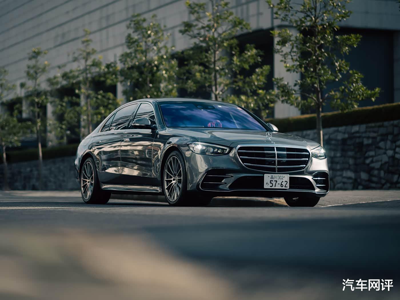 26款奔驰S级豪华轿车上市!起售价大幅降低,网友却不买账?