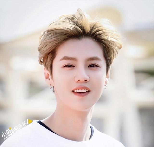 瘦到脱相！鹿晗直播首度回应暴瘦内情，真实原因令人泪目！