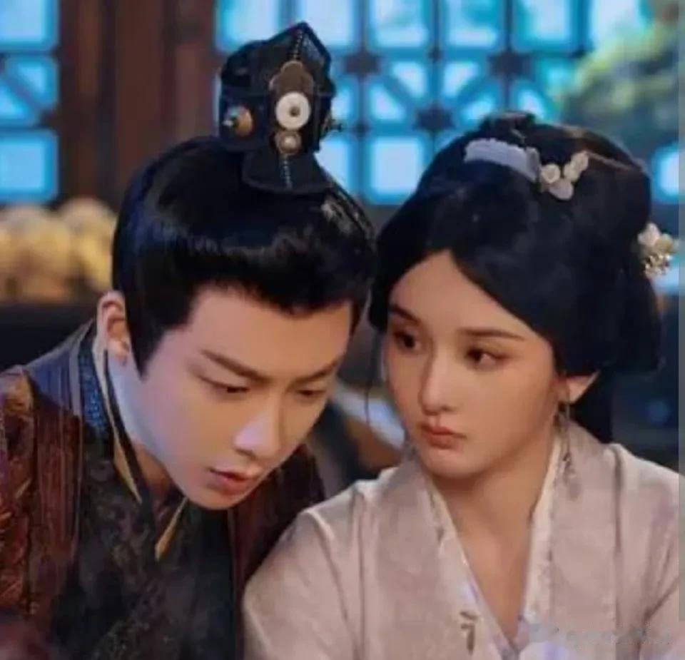 自称丢人丢大发了!哭的是真丑呀…著名男星舞台上竟失控落泪!