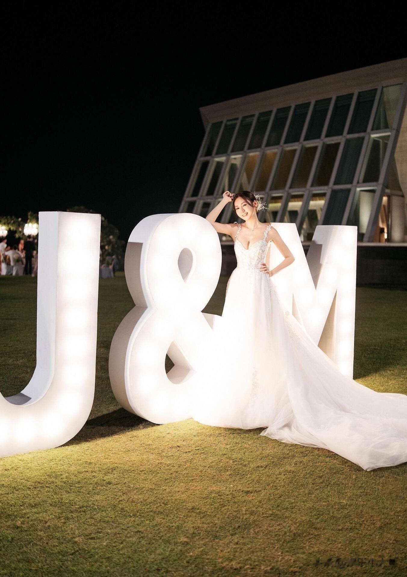 TVB庄思敏再婚,与男友正式完婚,恭喜新婚快乐百年好合!