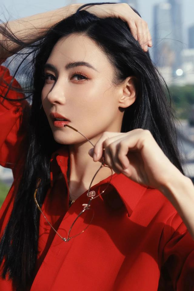 绝了!御姐张柏芝魅力开挂,谁看了不迷糊!