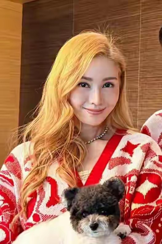 李嘉欣儿子帅到认不出！15岁身高187超过许晋亨，整牙后终于长开