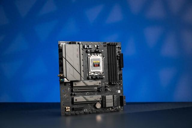 中端高性价比新甜品!蓝宝石PULSE脉动B850MP WIFI主板测评