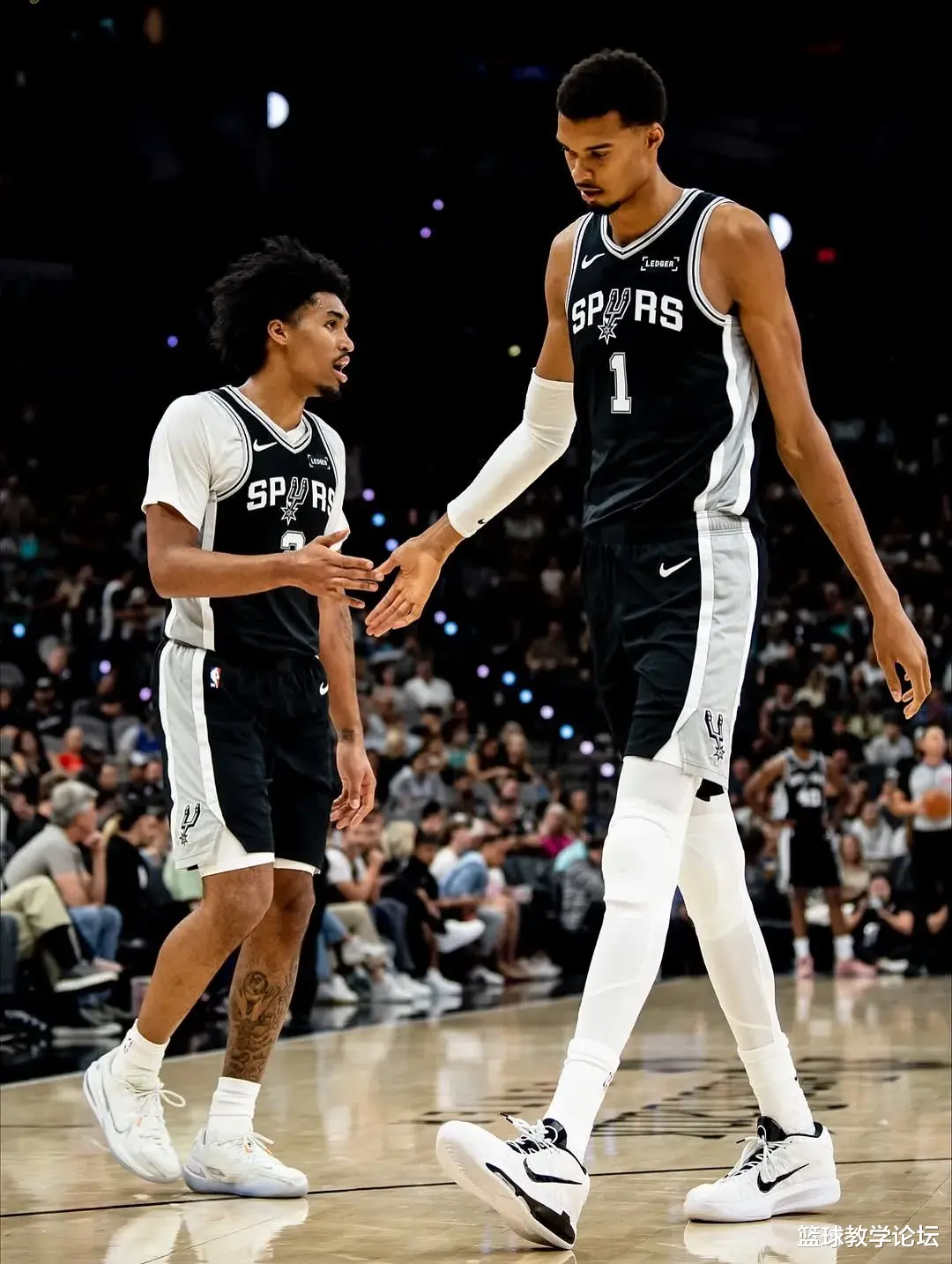 9中1!仅得2分0助攻!状元弗拉格提前撞上新秀墙