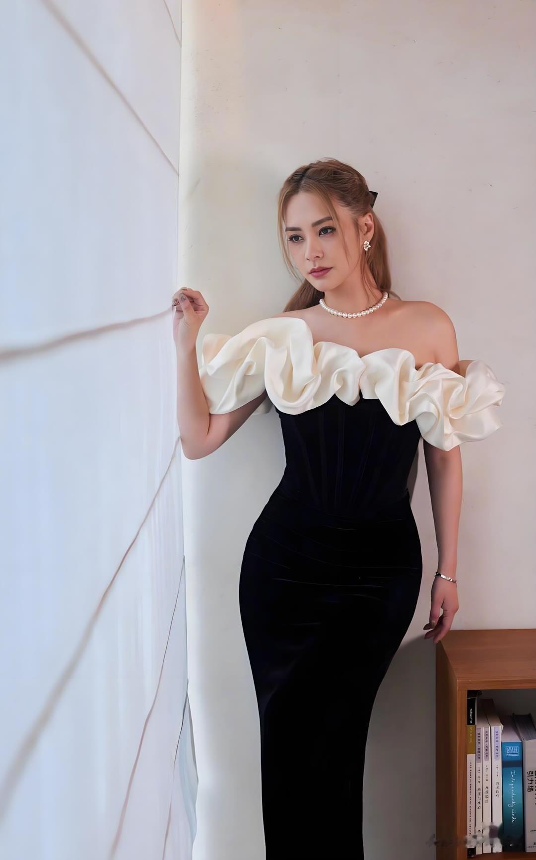 美人图鉴—钟欣潼