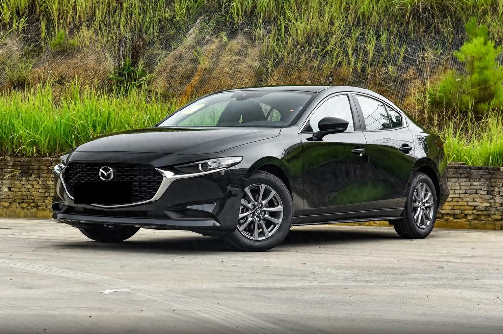 新款在售8个版本,8.99万元起售,马自达3 昂克赛拉该怎么选?